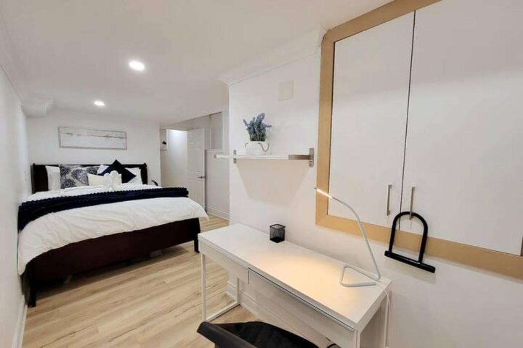 Modern Oasis In Richmond Hill, The Place For You! Apartment Exterior photo